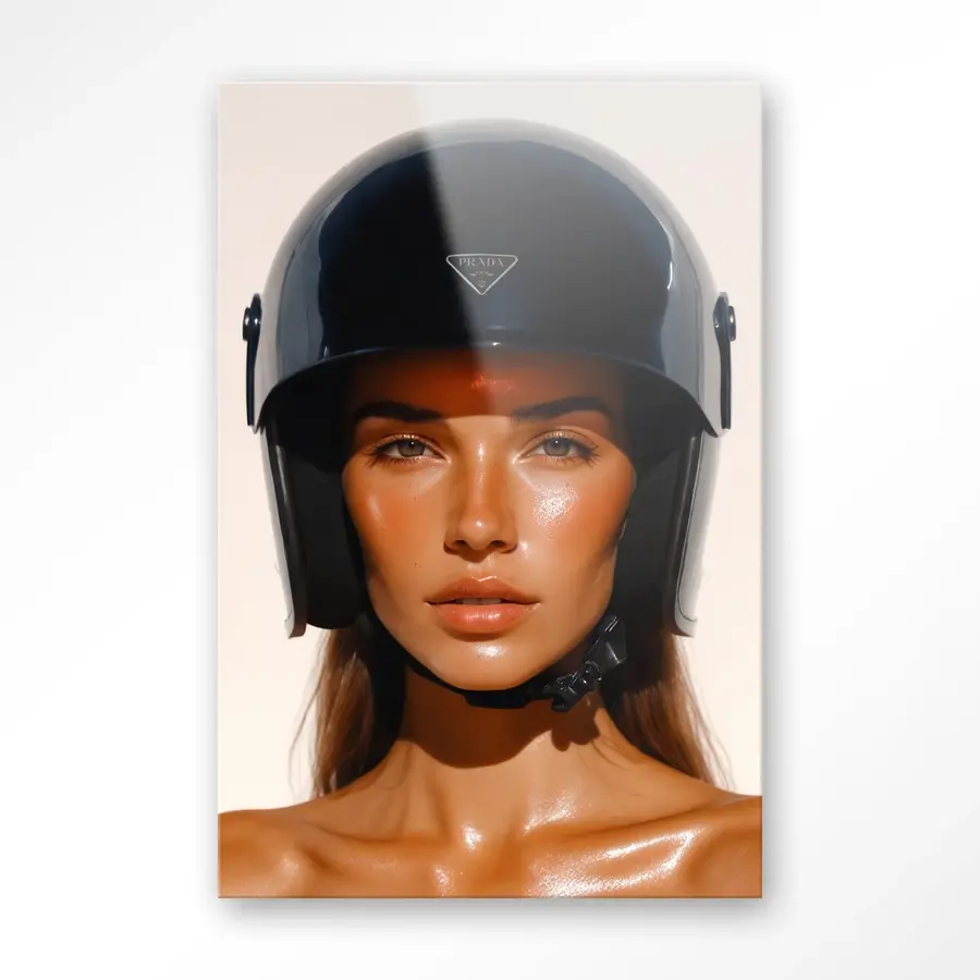 Urban Cotton 25186-prada-helmet-glas (1)